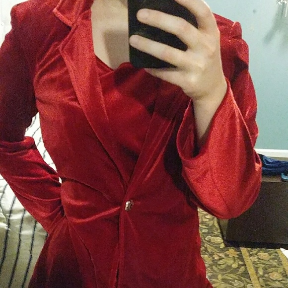 Red Velvet Blazer - Picture 3 of 3